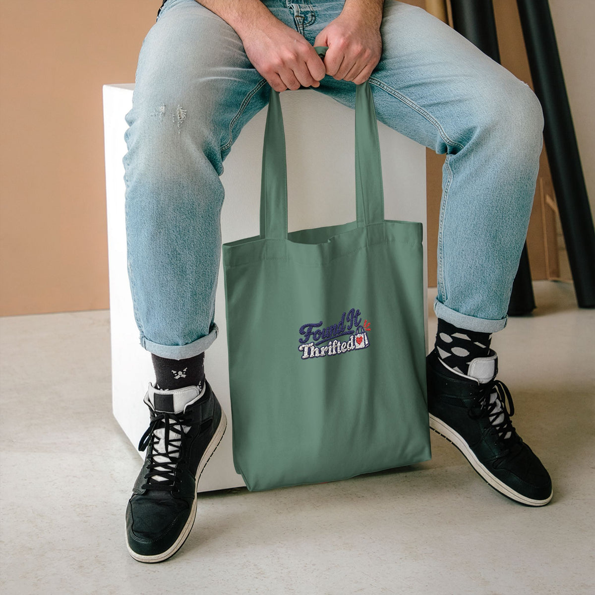 Tote Bag — “Found It, Thrifted” Graphic Cotton Tote for Everyday Errands & Gifts